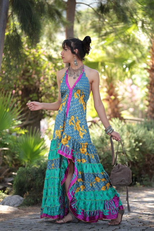  Renkli Önü Kısa Askılı İpek Elbise
