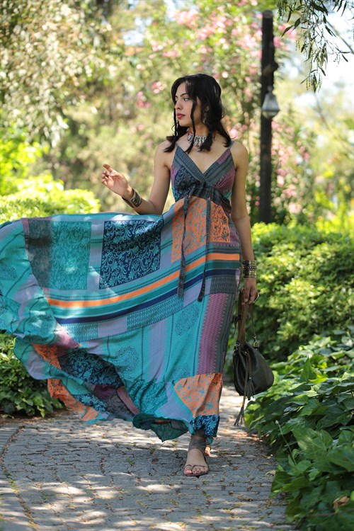 Renkli Robası Büzgülü Askılı İpek Elbise - Şaman Butik Renkli Robası Büzgülü Askılı İpek Elbise