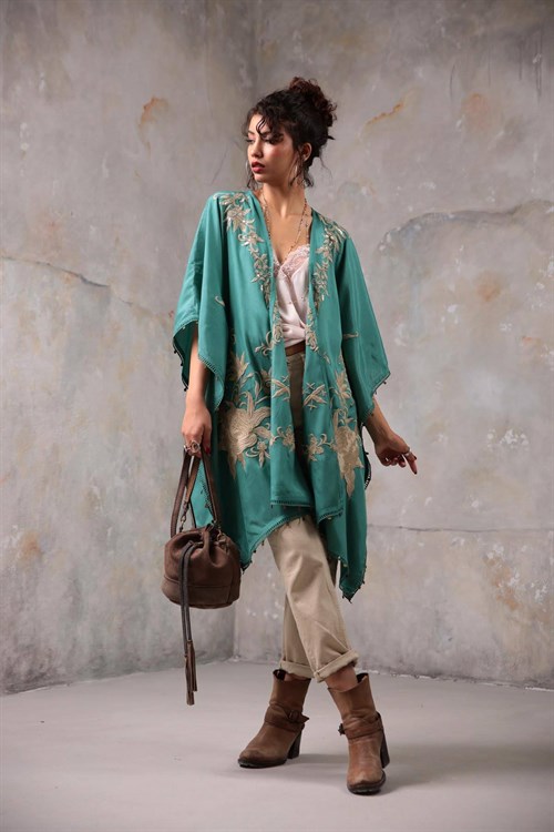 Zümrüt Yeşili İşlemeli Kimono - Şaman Butik Zümrüt Yeşili İşlemeli Kimono