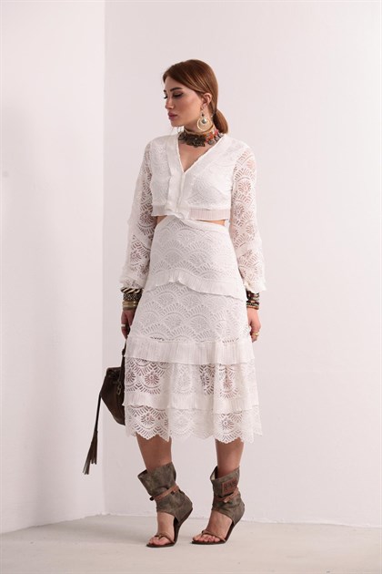 Beyaz Sırt Dekolteli Güpür Şık Elbise - Şaman Butik Beyaz Sırt Dekolteli Güpür Şık Elbise