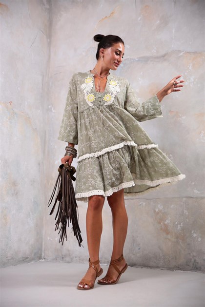 Haki Boncuk İşlemeli Desenli Elbise - Şaman Butik Haki Boncuk İşlemeli Desenli Elbise