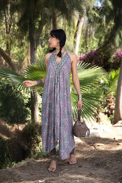 Pembe Askılı Sırt Dekolteli İpek Elbise - Şaman Butik Pembe Askılı Sırt Dekolteli İpek Elbise