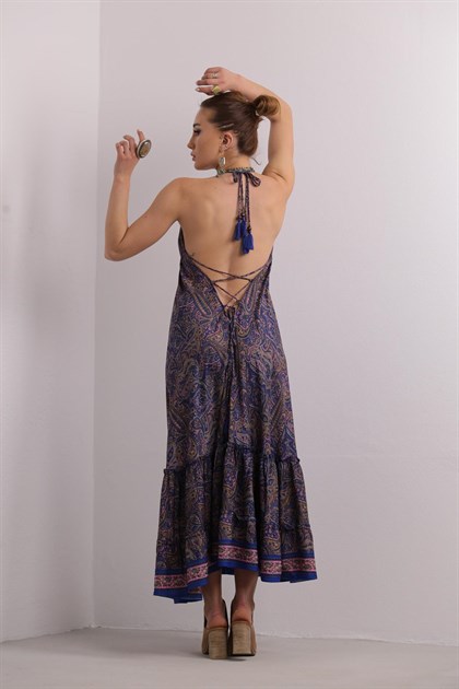Pembe Şal Desenli İp Askılı Derin Sırt Dekolteli Elbise - Şaman Butik Pembe Şal Desenli İp Askılı Derin Sırt Dekolteli Elbise