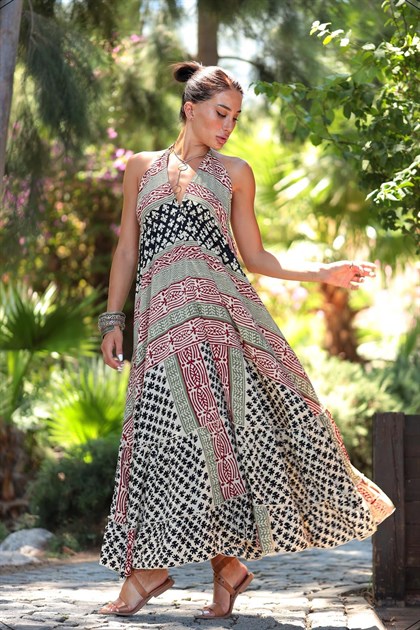 Renkli Desenli Sırt Dekolteli İpek Elbise - Şaman Butik Renkli Desenli Sırt Dekolteli İpek Elbise