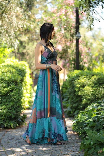 Renkli Robası Büzgülü Askılı İpek Elbise - Şaman Butik Renkli Robası Büzgülü Askılı İpek Elbise