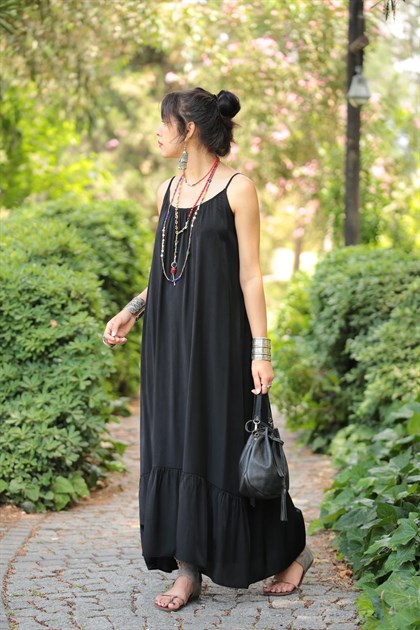 Siyah Askılı Uzun Salaş Elbise - Şaman Butik Siyah Askılı Uzun Salaş Elbise