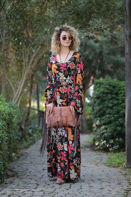 Siyah Belden Bağlamalı Çiçek Desenli Elbise - Şaman Butik | Shop Online Siyah Belden Bağlamalı Çiçek Desenli Elbise