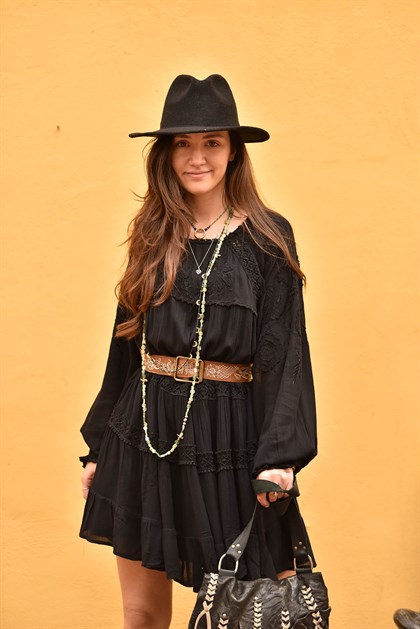 Siyah Dantelli Kolu Lastikli Bohem Elbise - Şaman Butik Siyah Dantelli Kolu Lastikli Bohem Elbise