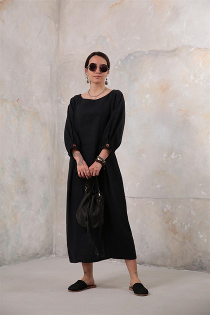 Siyah Önü Pileli Kolu Düğmeli Elbise - Şaman Butik Siyah Önü Pileli Kolu Düğmeli Elbise