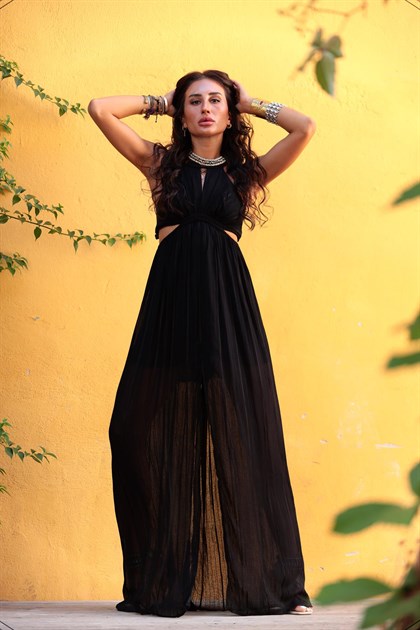Siyah Pileli Yırtmaçlı Şık Elbise - Şaman Butik Siyah Pileli Yırtmaçlı Şık Elbise