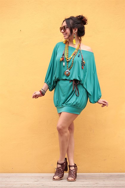 Turkuaz Geniş Kesim Kol Uçları Lastikli Elbise - Şaman Butik Turkuaz Geniş Kesim Kol Uçları Lastikli Elbise