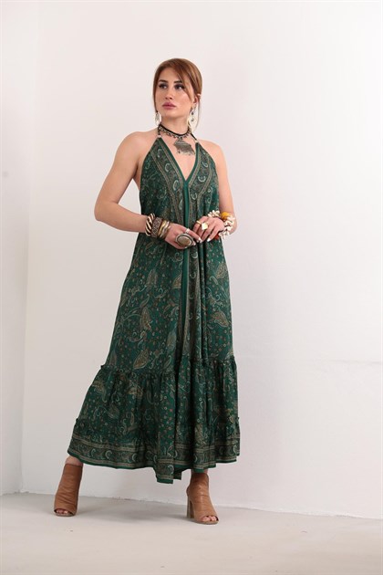 Zümrüt Yeşili Şal Desenli İp Askılı Derin Sırt Dekolteli Elbise - Şaman Butik Zümrüt Yeşili Şal Desenli İp Askılı Derin Sırt Dekolteli Elbise