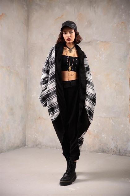 Black Plaid Patched Back Knitting Neck Cardigan - Saman Butik | Shop Online Black Plaid Patched Back Knitting Neck Cardigan