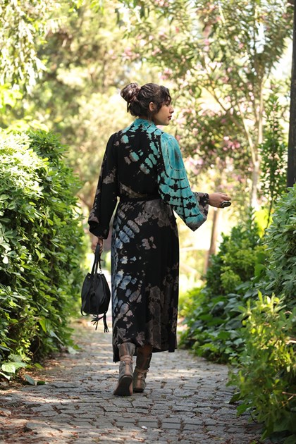 Siyah Batikli Kimono - Şaman Butik Siyah Batikli Kimono